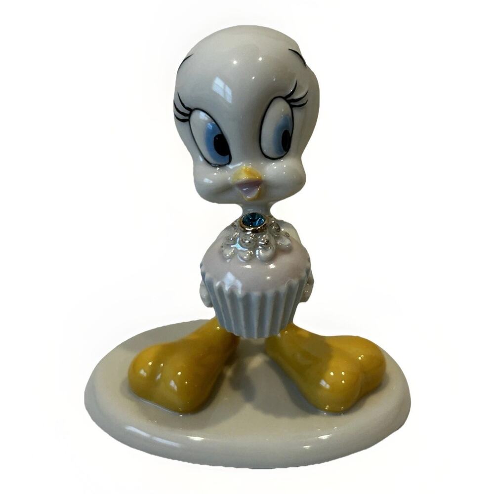 NIB Lenox “A Present From Tweety” Cupcake Collectible Warner Bros. December